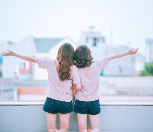 DAS Zwillingsportal: Eure beliebtesten Beiträge 2021 Wie lebt es sich als Zwilling