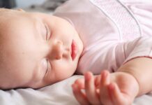 Babyschlaf: Wieso schlafen alle anderen Kinder, nur meine nicht? es-sin-zwei.de DAS Zwillingsportal Babyschlaf