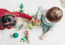 Krabbelgruppe für Zwillinge: Die Ausnahme von der Regel es-sind-zwei.de DAS Zwillingsportal Krabbelgruppe Zwillinge