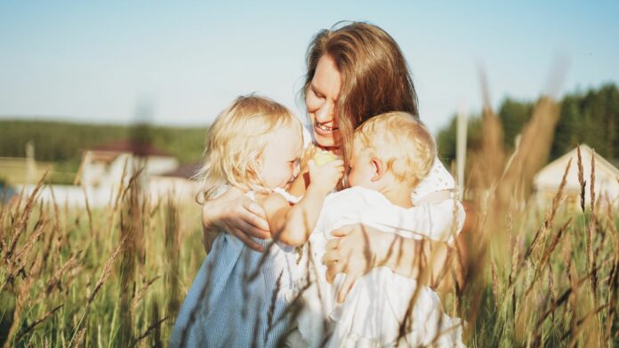 www.es-sind-zwei.de DAS Zwillingsportal Muttertät die Pubertät der Frauen