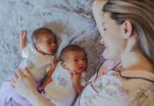 Zwillinge alleine ins Bett bringen – 6 Tipps www.es-sind-zwei.de DAS Zwillingsportal Zwillinge alleine ins Bett bringen