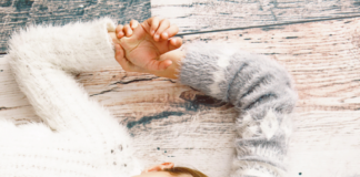 Zwillingswissen: Das besondere Band von Zwillingen www.es-sind-zwei.de DAS Zwillingsportal besonderes Band von Zwillingen