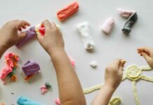 20 Beschäftigungsideen für Zwillinge zu Hause www.es-sind-zwei.de DAS Zwillingsportal Beschäftigungsideen für Zwillinge