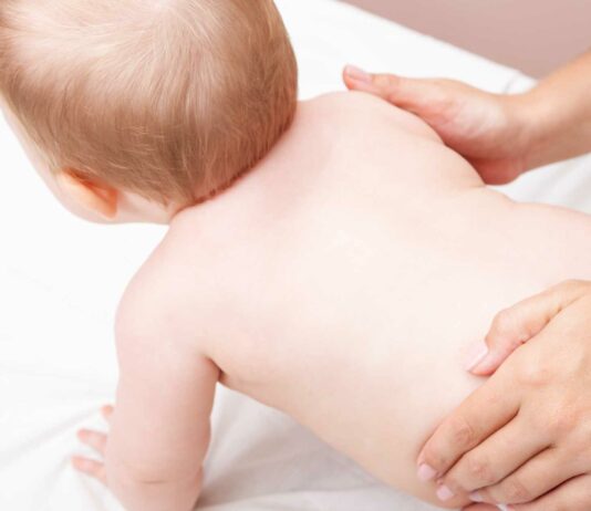 Osteopathie beim Neugeborenen und Zwillingen *Expertenbeitrag www.es-sind-zwei.de DAS Zwillingsportal Osteopathie bei Neugeborenen