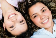 3 Tipps von eineiigen Zwillingen an Eltern www.es-sind-zwei.de DAS Zwillingsportal Tipps von eineiigen Zwillingen an Eltern