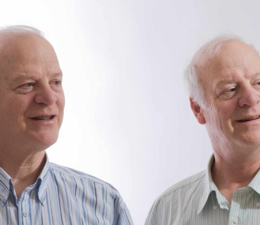 Zwillingsschutz-Effekt: Wie soziale Bindungen die Lebenserwartung von Zwillingen erhöhen www.es-sind-zwei.de DAS Zwillingsportal Lebenserwartung von Zwillingen