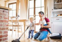 Zwillingspapa als Haushaltshilfe: Finanzielle Unterstützung durch die Krankenkasse www.es-sind-zwei.de DAS Zwillingsportal Zwillingspapa als Haushaltshilfe