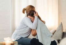 Zwillingsmama: Pubertät und Wechseljahre gleichzeitig meistern www.es-sind-zwei.de Zwillingsmama: Pubertät und Wechseljahre gleichzeitig meistern