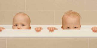 Zwillingsbabys baden: Tipps, Vorbereitung und sichere Umsetzung www.es-sind-zwei.de DAS ZWillingsportal Zwillinge baden